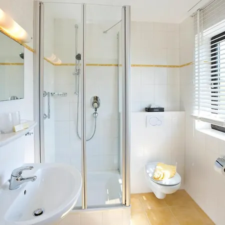 アルペングリュン フュッセン