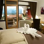 Hotel Alpenglühn 3*