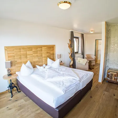 Hotel Alpenglühn 3*