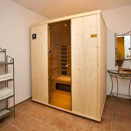 Hotell Alpengluehn 3*