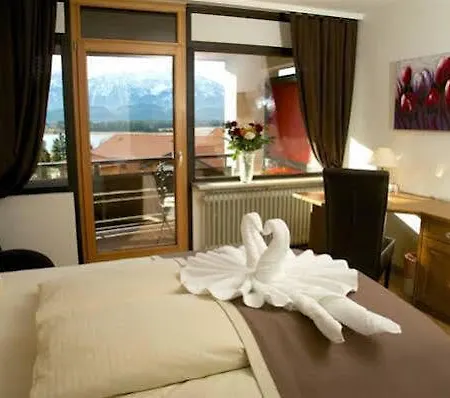 Hotell Alpengluehn 3*