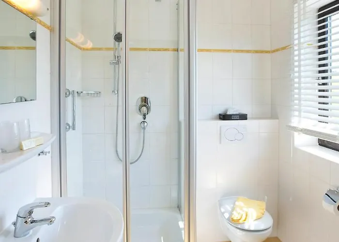 Alpengluehn Фюссен