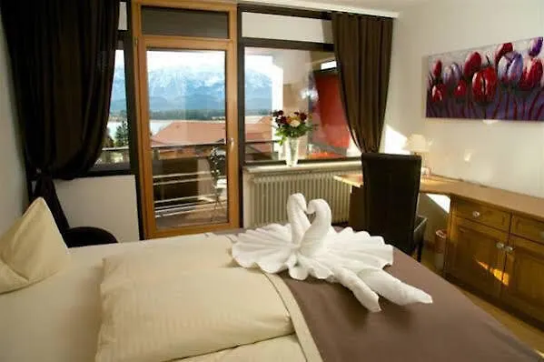 Hotell Alpengluehn 3*